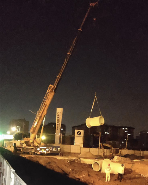 沈北新区“弯臂矫正”—— 吊车的 “形变补偿” 技术